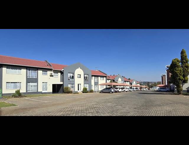 3 BEDROOM APARTMENT FOR SALE IN LYTTELTON
